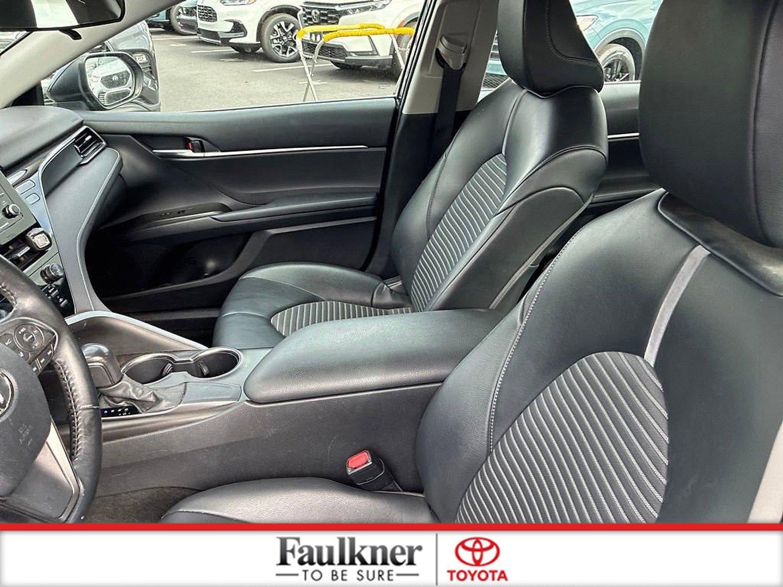 2021 Toyota Camry SE Auto (SE)