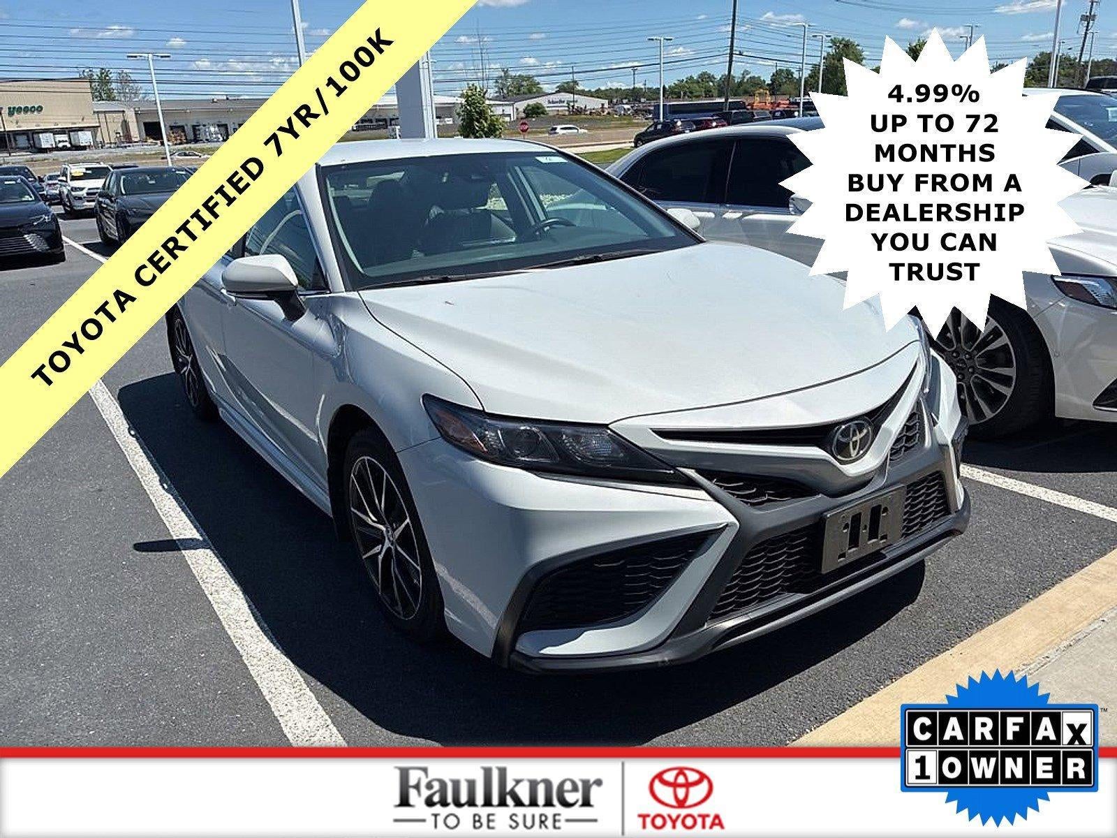 2024 Toyota Camry SE Auto (SE)