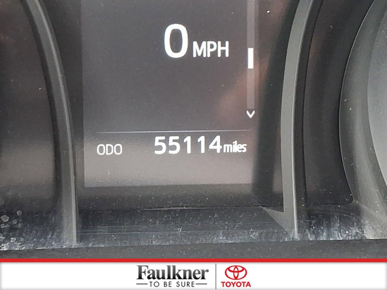 2024 Toyota Camry SE Auto (SE)