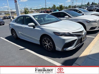 2024 Toyota Camry SE Auto (SE)