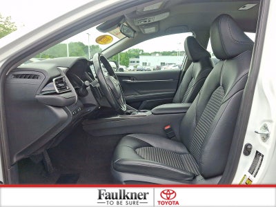 2024 Toyota Camry SE Auto (SE)