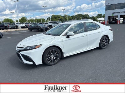 2024 Toyota Camry SE Auto (SE)