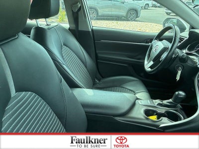 2024 Toyota Camry SE Auto (SE)