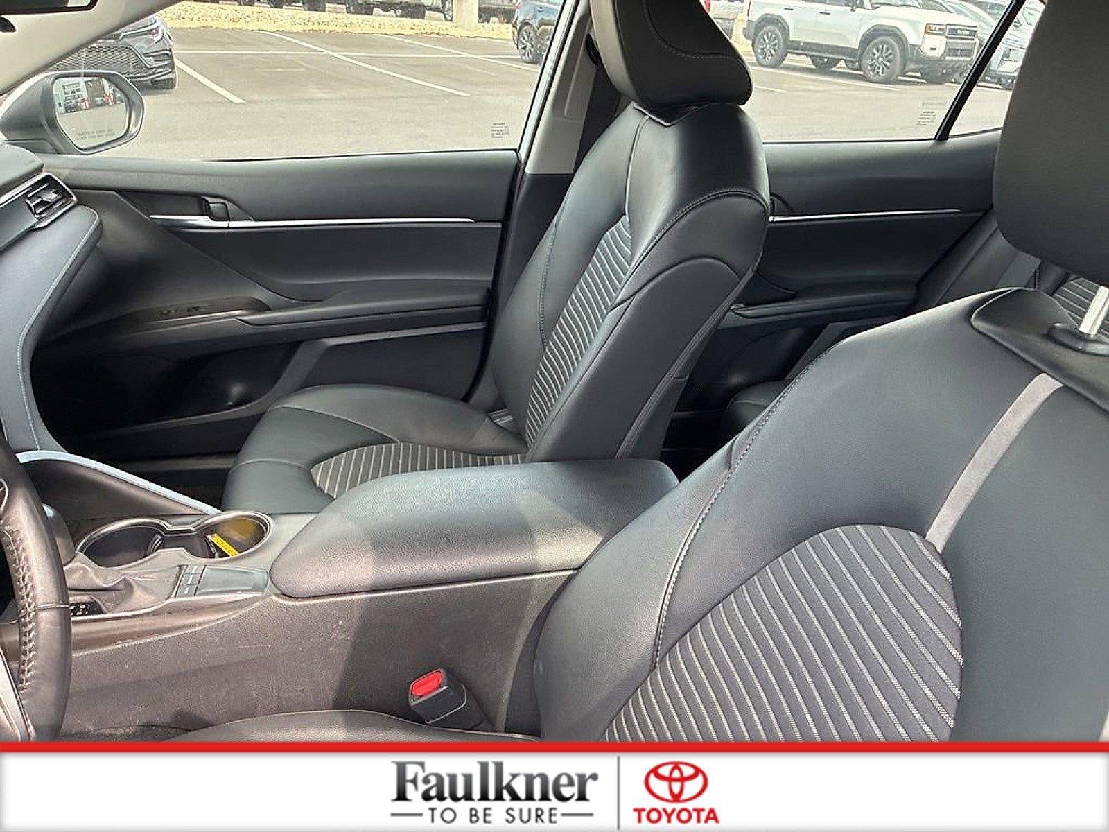 2024 Toyota Camry SE Auto (SE)