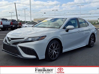 2024 Toyota Camry SE Auto (SE)