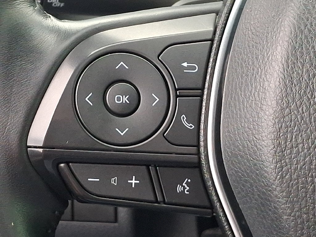 2020 Toyota Camry SE CERTIFIED