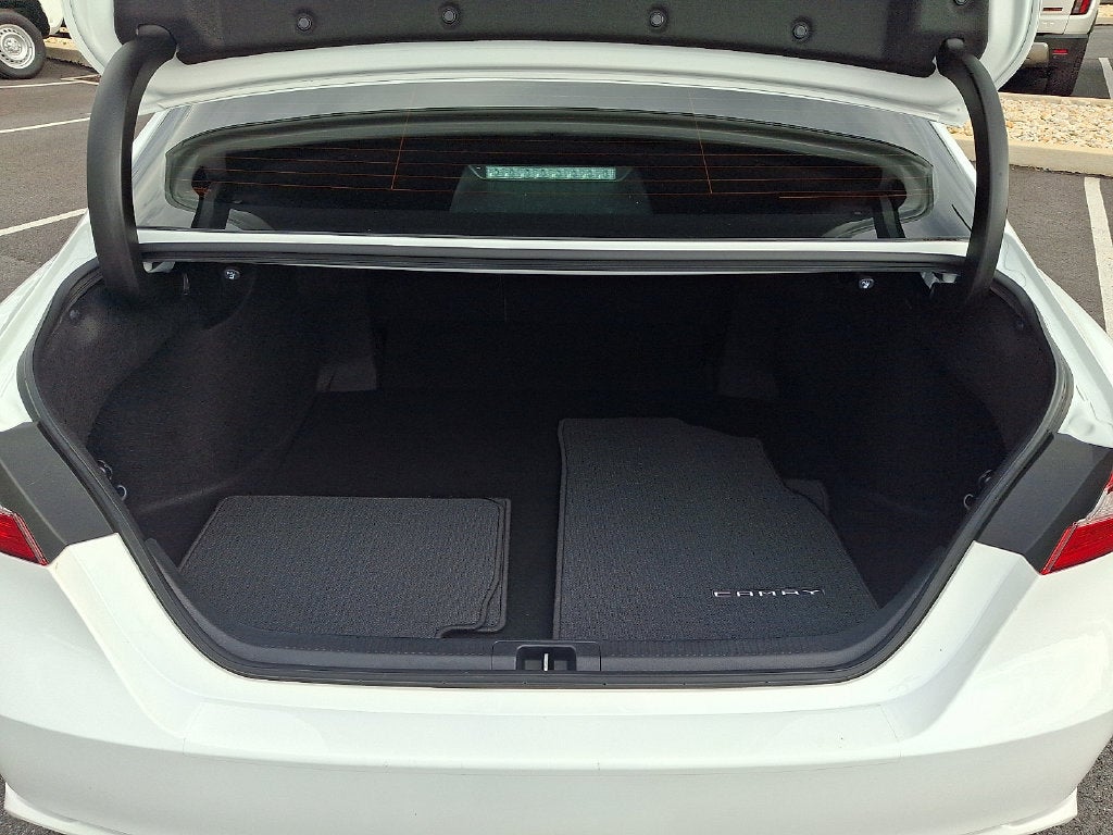 2020 Toyota Camry SE CERTIFIED