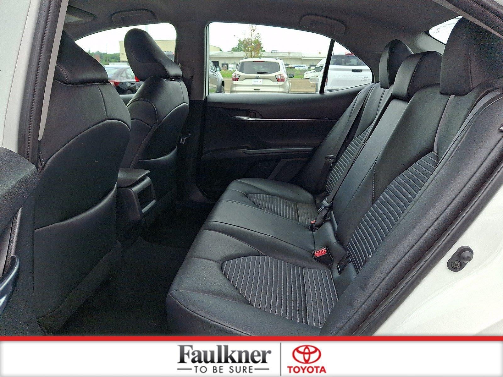 2024 Toyota Camry SE Auto (SE)