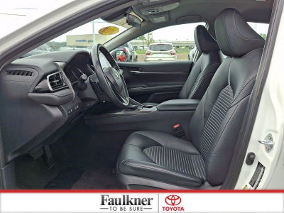 2024 Toyota Camry SE Auto (SE)