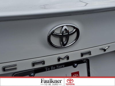 2024 Toyota Camry SE Auto (SE)