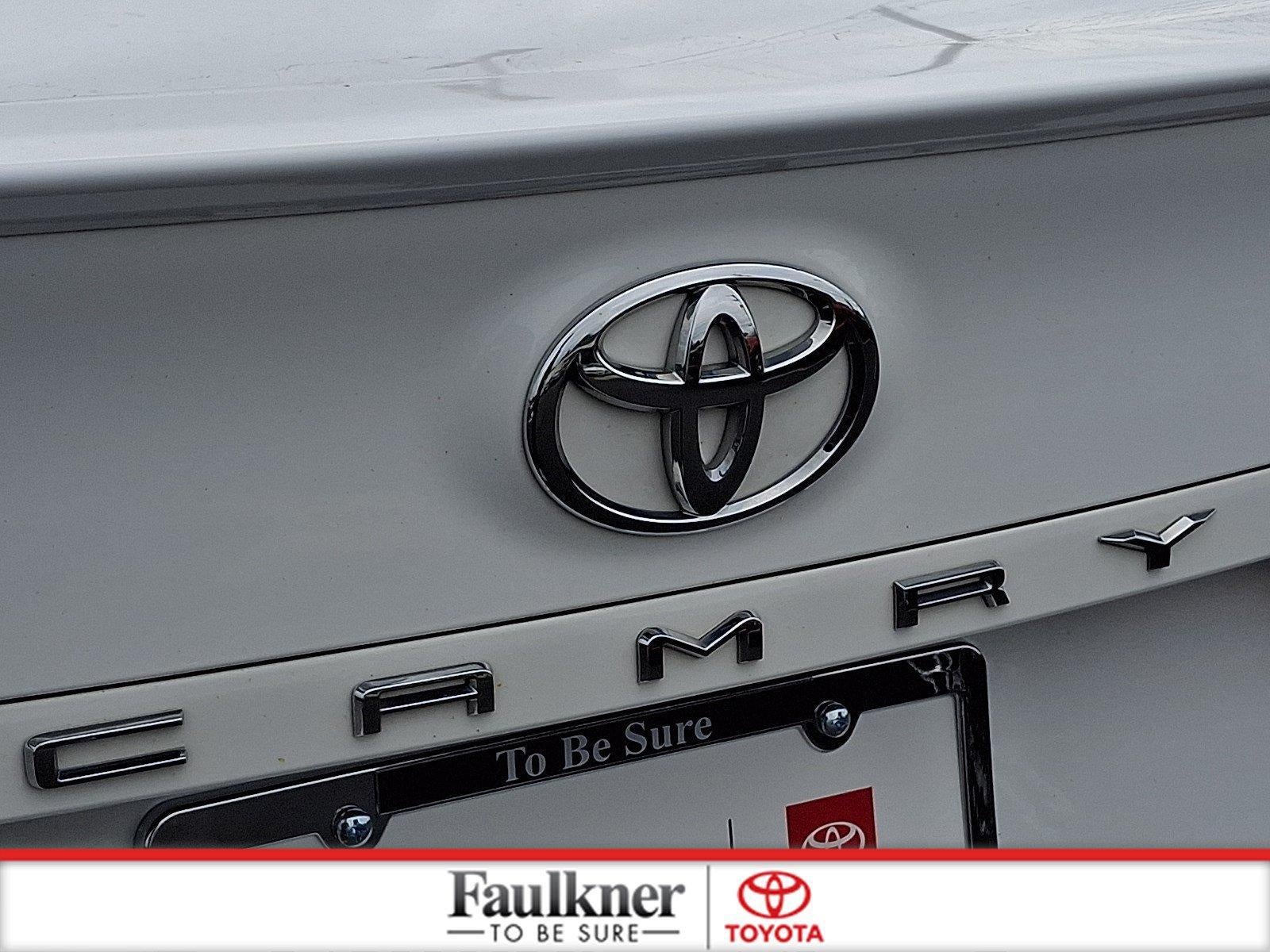 2024 Toyota Camry SE Auto (SE)