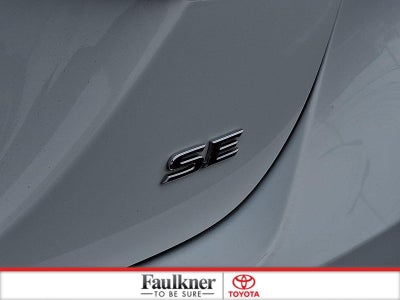 2024 Toyota Camry SE Auto (SE)