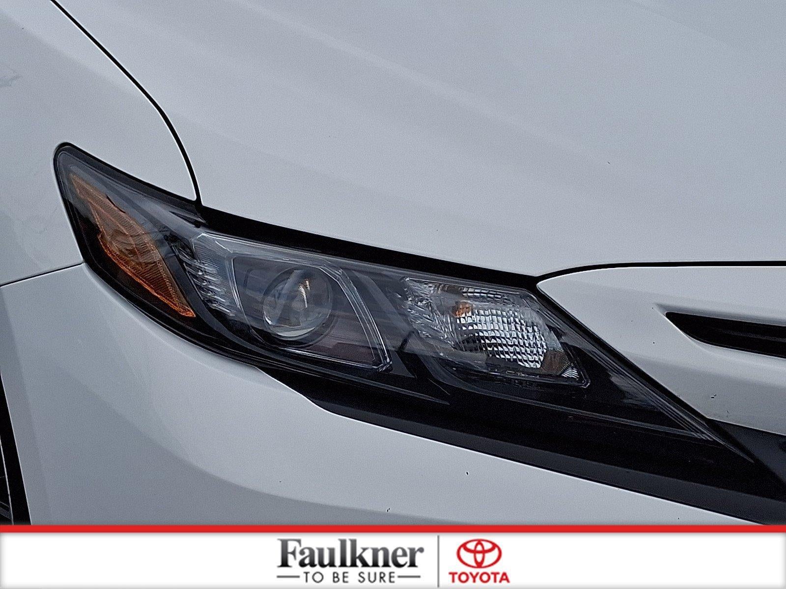 2024 Toyota Camry SE Auto (SE)