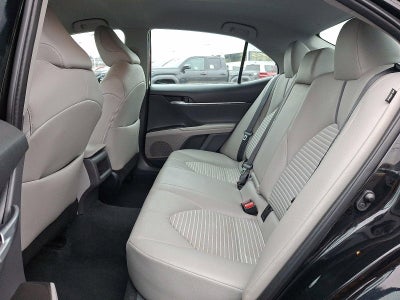 2023 Toyota Camry SE Auto (SE)