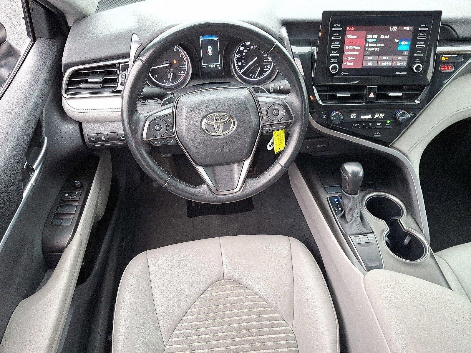 2023 Toyota Camry SE Auto (SE)