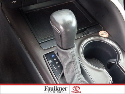 2024 Toyota Camry SE Auto (SE)