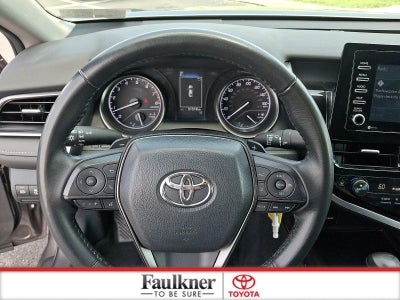 2024 Toyota Camry SE Auto (SE)
