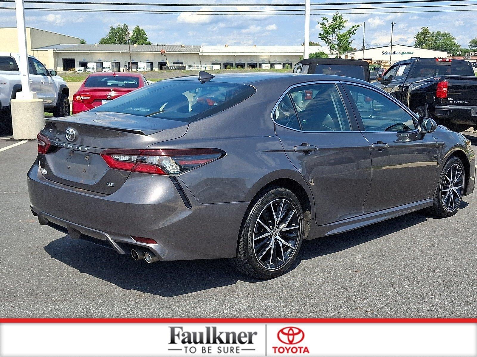 2024 Toyota Camry SE Auto (SE)