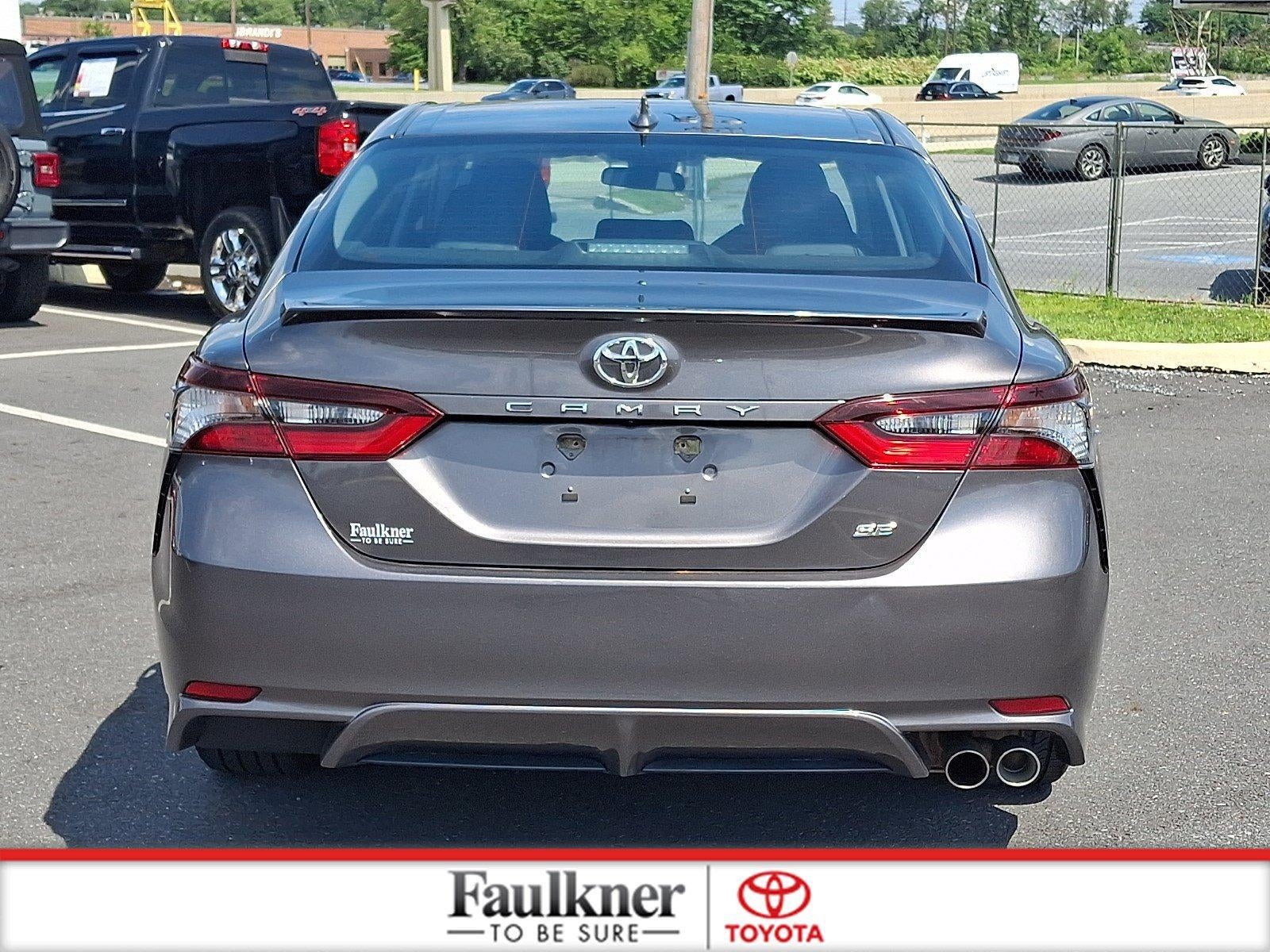 2024 Toyota Camry SE Auto (SE)