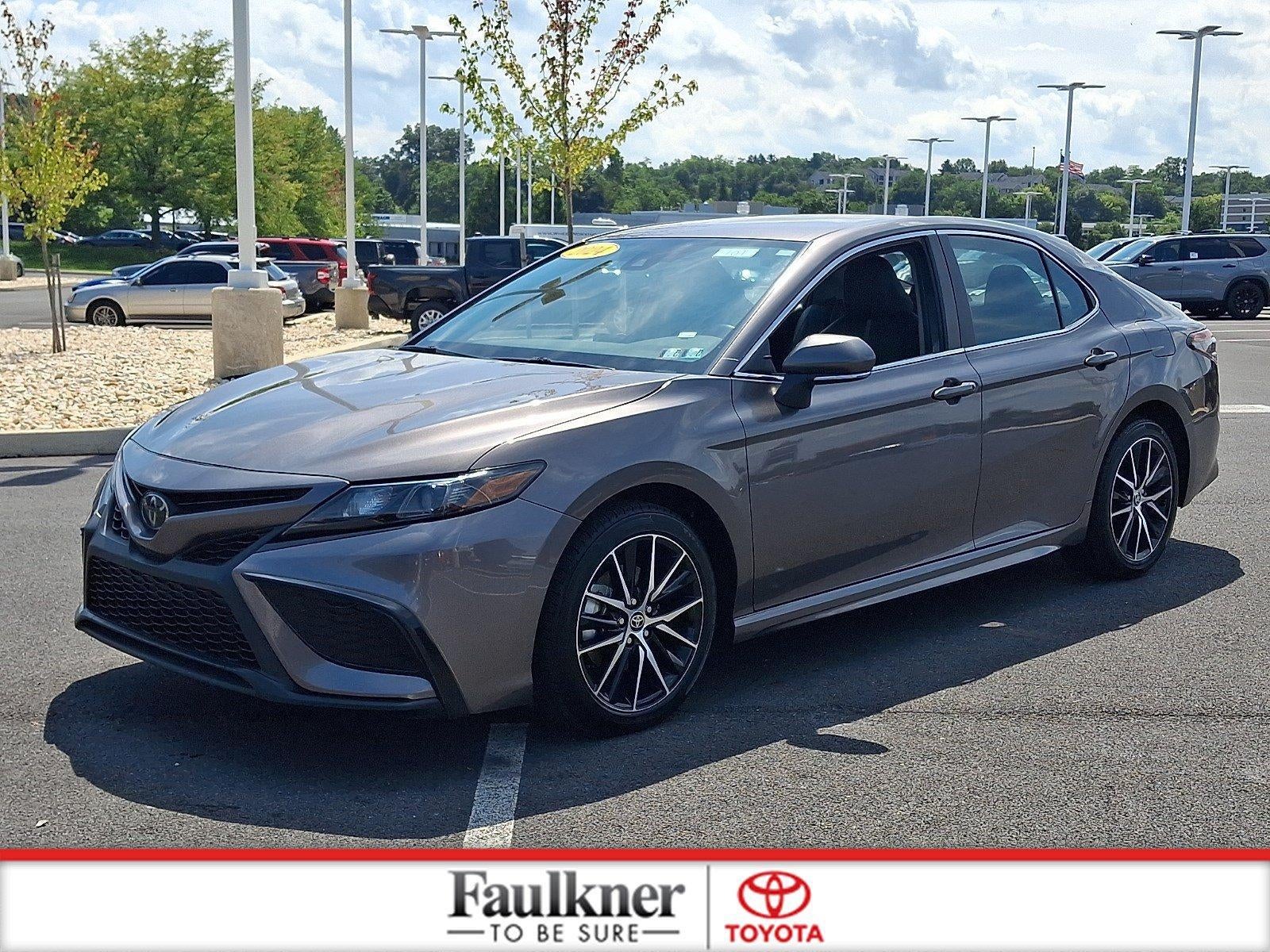 2024 Toyota Camry SE Auto (SE)