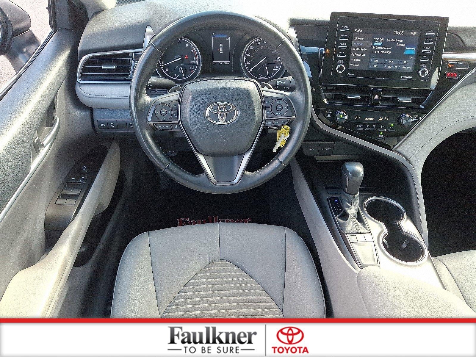 2023 Toyota Camry SE Auto (SE)