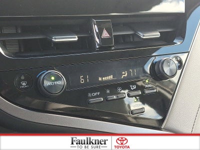 2023 Toyota Camry SE Auto (SE)