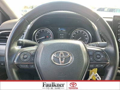 2023 Toyota Camry SE Auto (SE)