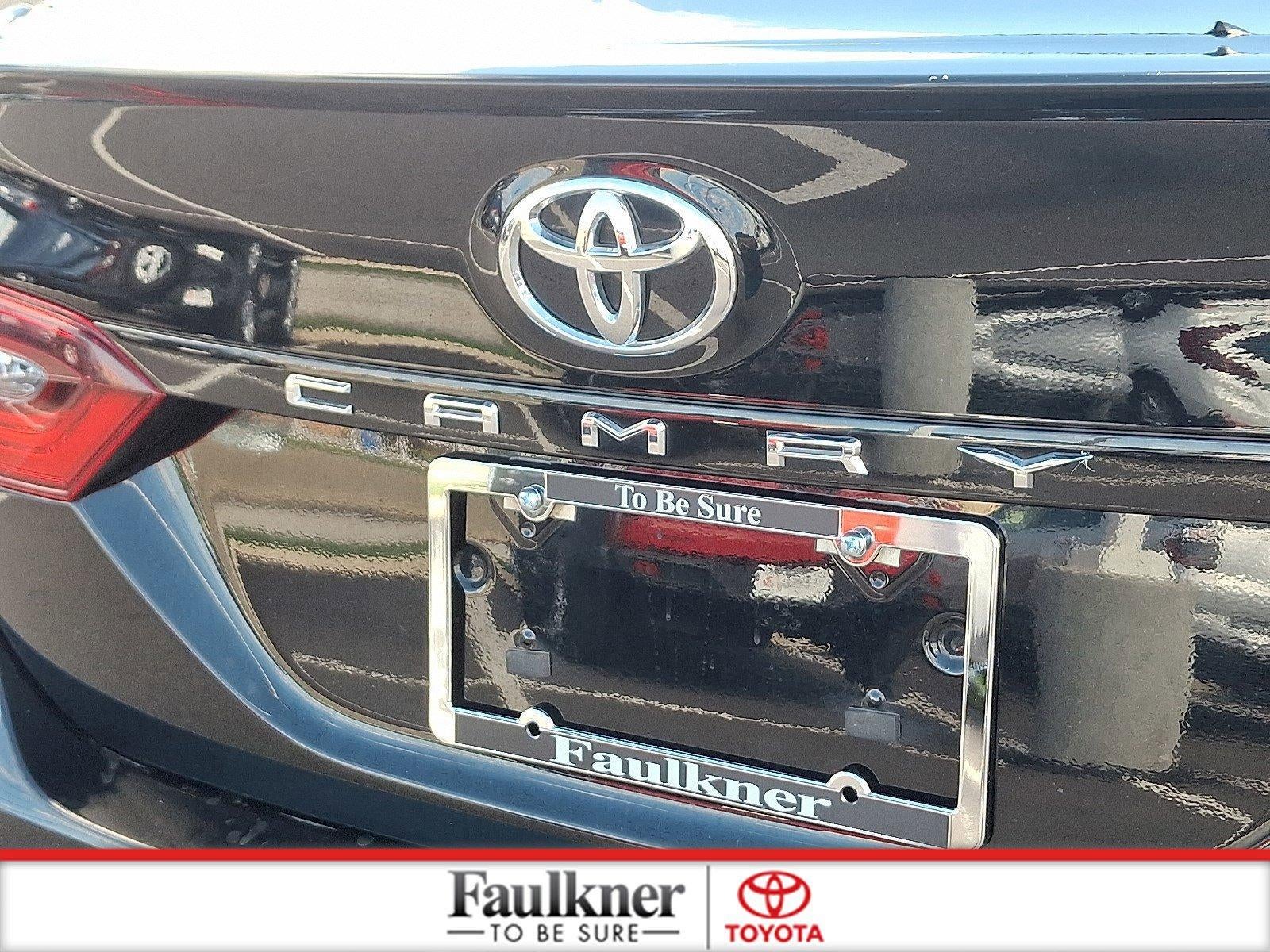 2023 Toyota Camry SE Auto (SE)