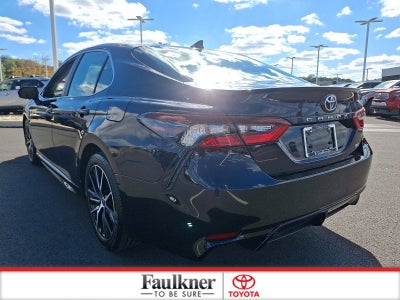 2023 Toyota Camry SE Auto (SE)