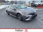 2020 Toyota Camry SE Auto (SE)