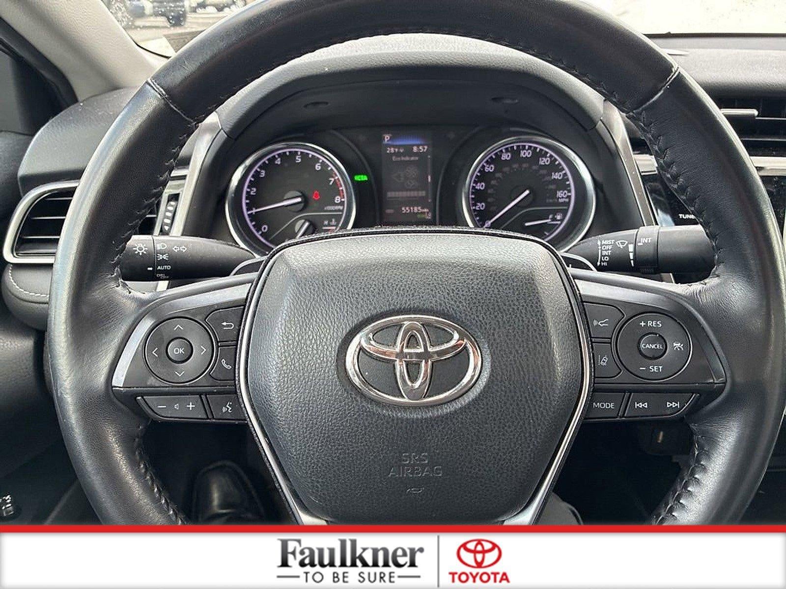 2020 Toyota Camry SE Auto (SE)