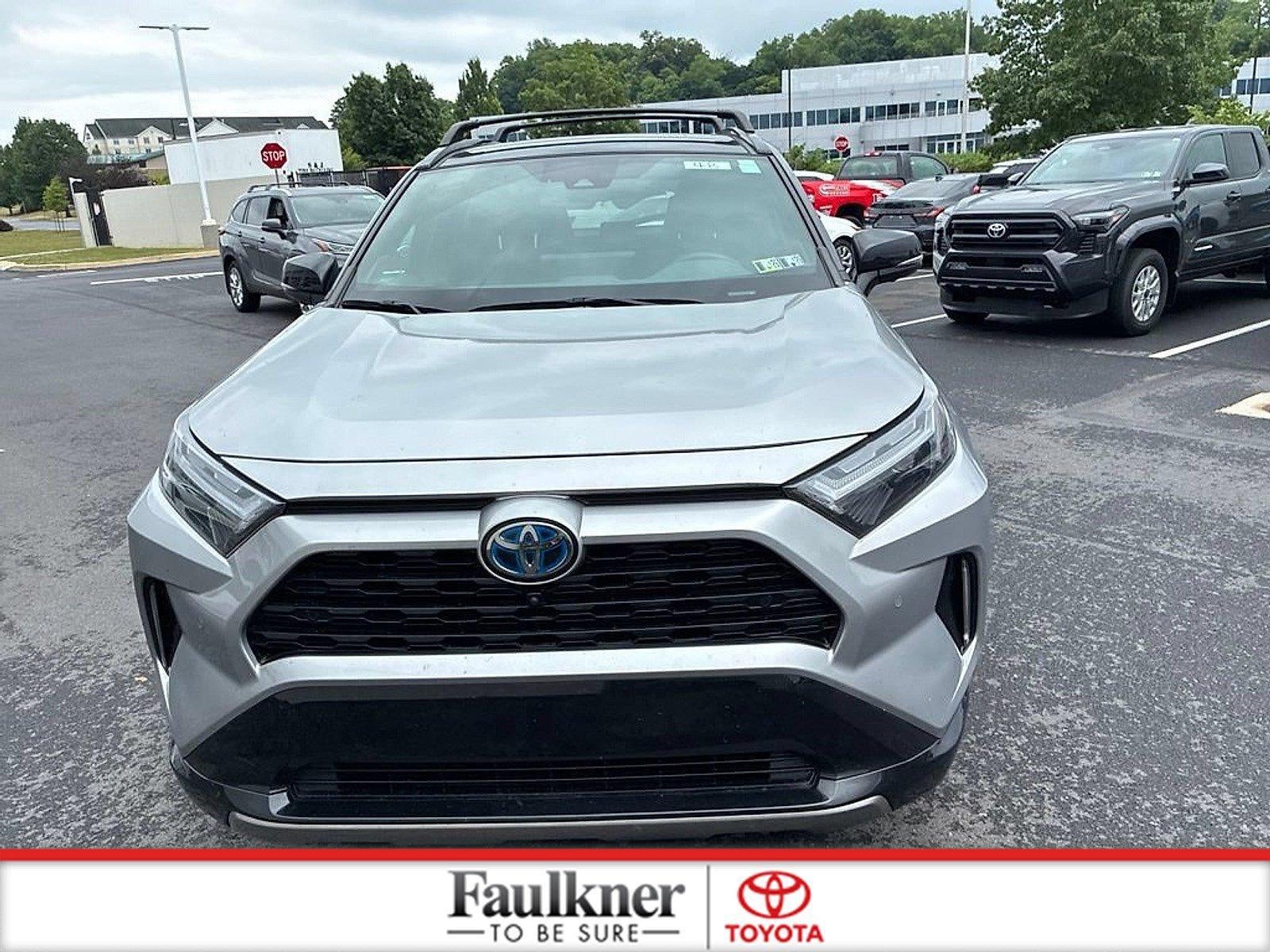 2023 Toyota RAV4 Hybrid XSE AWD (Natl)