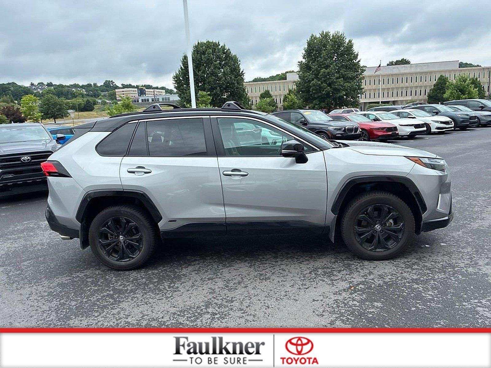 2023 Toyota RAV4 Hybrid XSE AWD (Natl)