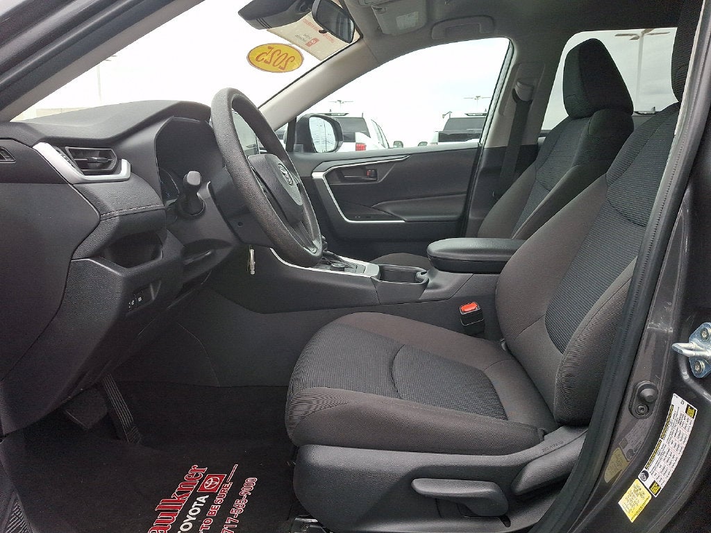 2025 Toyota RAV4 Hybrid LE CERTIFIED