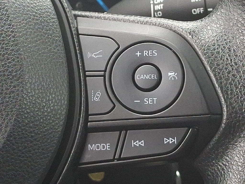 2025 Toyota RAV4 Hybrid LE CERTIFIED