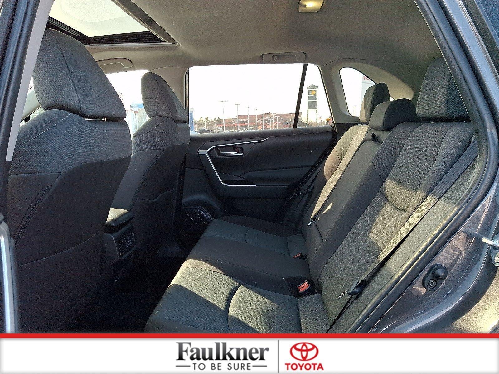 2023 Toyota RAV4 Hybrid XLE AWD (Natl)