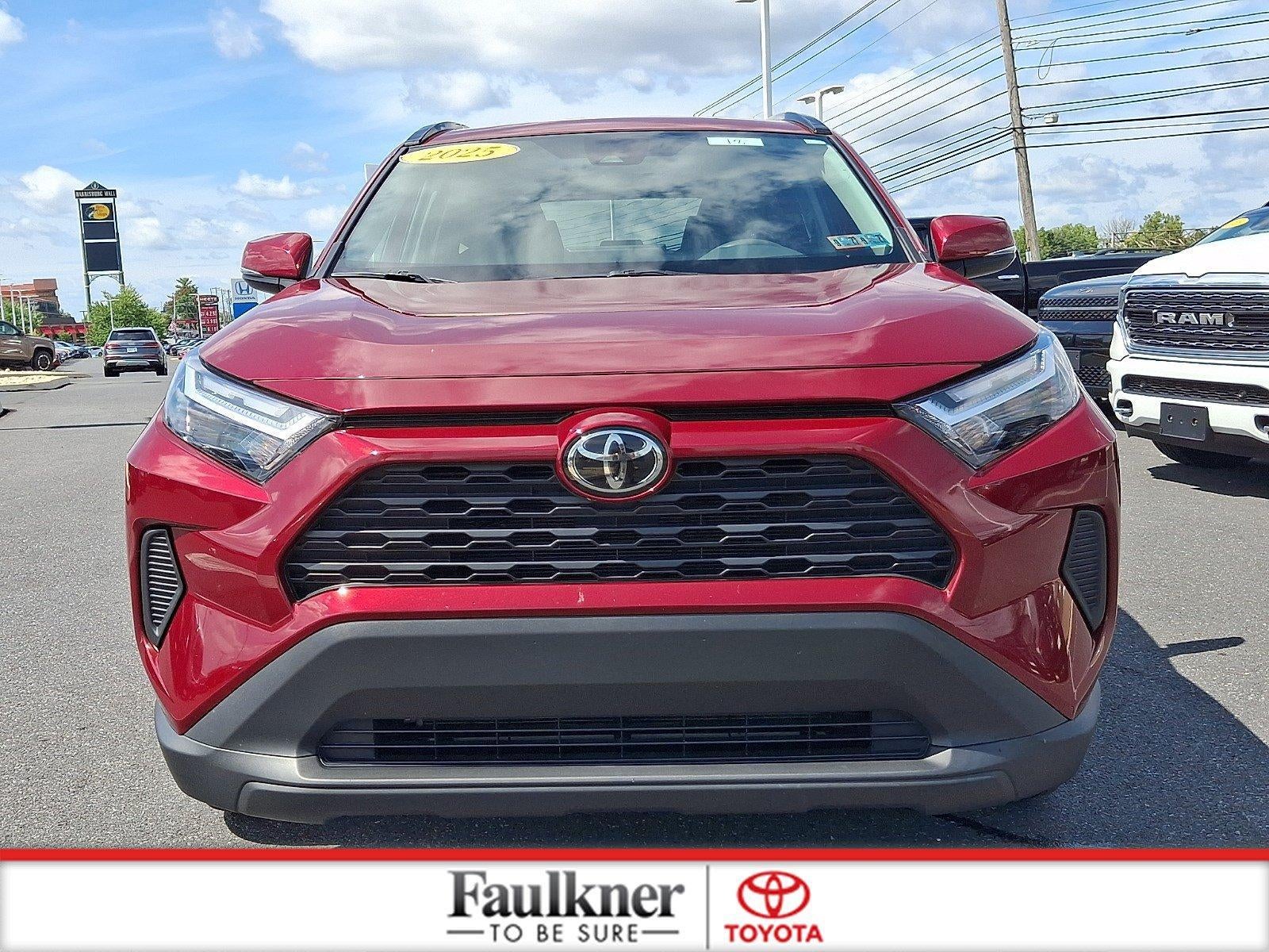 2025 Toyota RAV4 Hybrid XLE AWD (Natl)