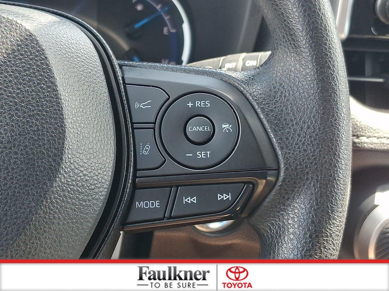 2025 Toyota RAV4 Hybrid XLE AWD (Natl)