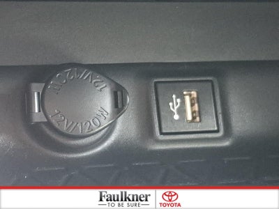 2025 Toyota RAV4 Hybrid XLE AWD (Natl)