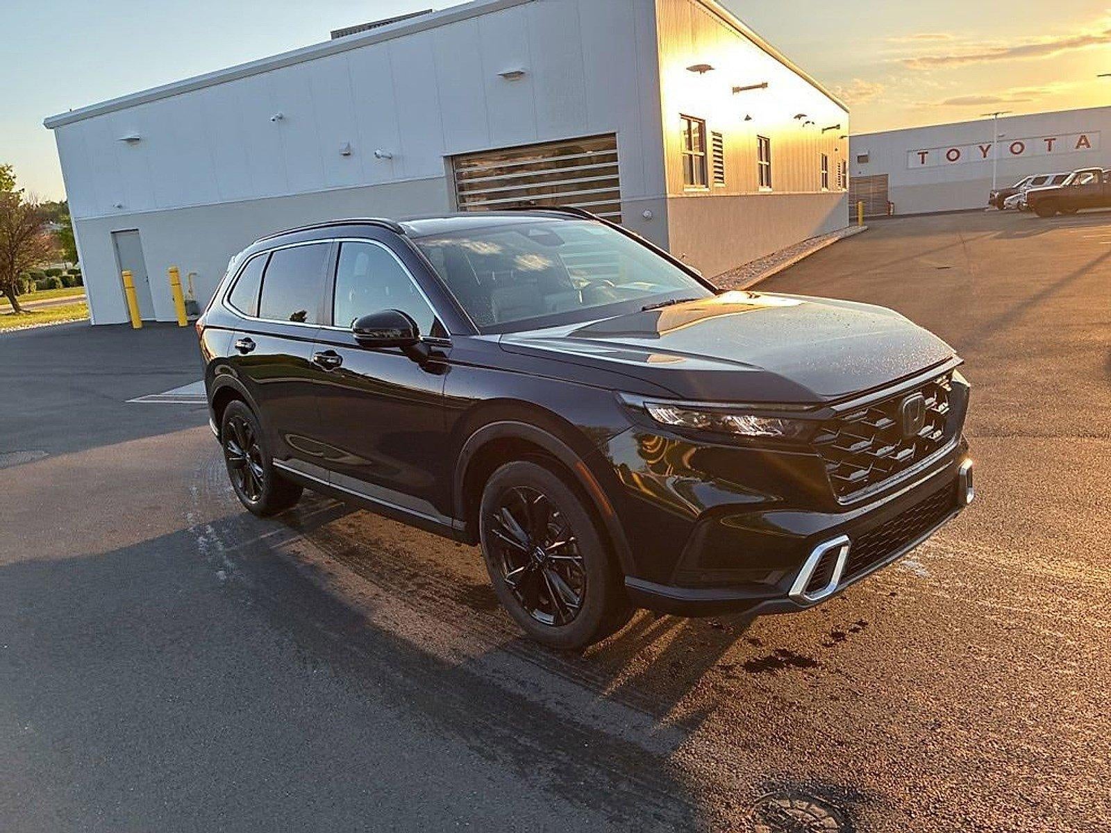 2023 Honda CR-V Hybrid Sport Touring AWD