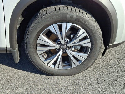 2022 Nissan Rogue AWD SV