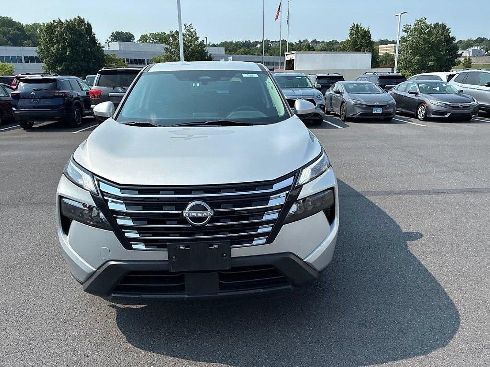 2024 Nissan Rogue AWD SV