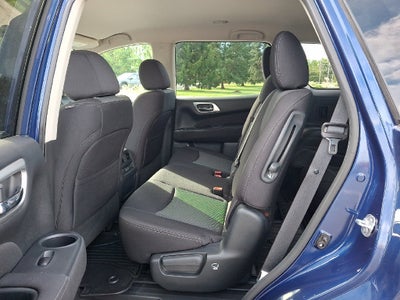 2017 Nissan Pathfinder S