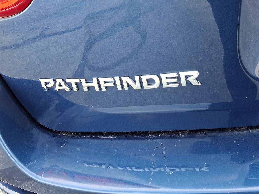2017 Nissan Pathfinder S