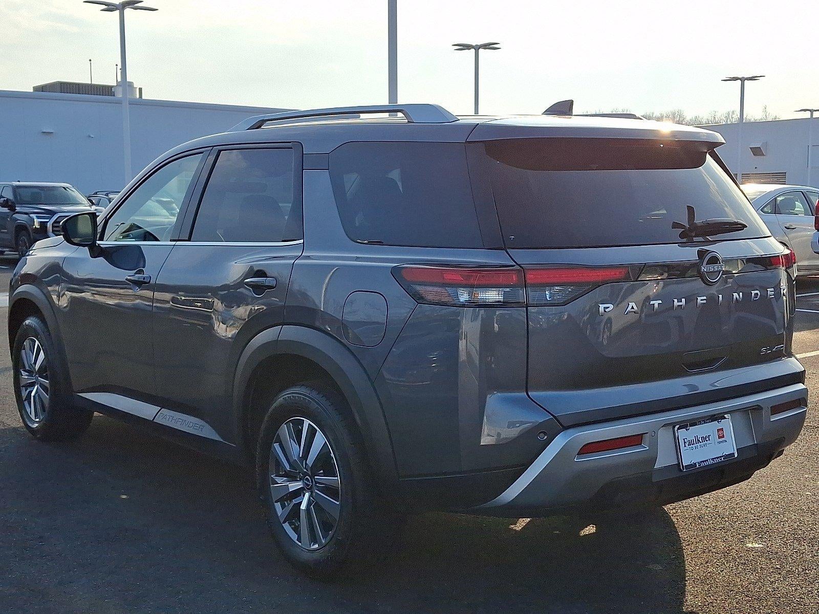 2025 Nissan Pathfinder SL 4WD