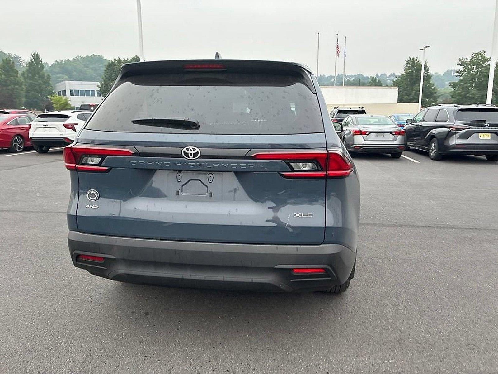 2025 Toyota Grand Highlander XLE AWD (Natl)