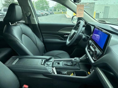 2025 Toyota Grand Highlander XLE AWD (Natl)