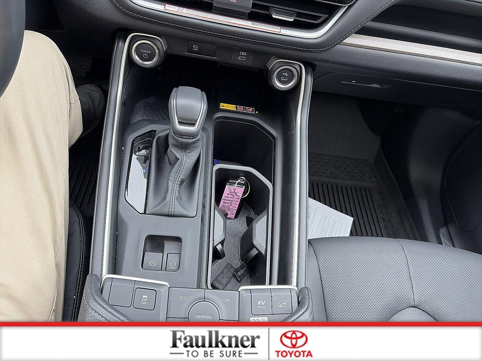 2025 Toyota Grand Highlander Hybrid Limited AWD (Natl)