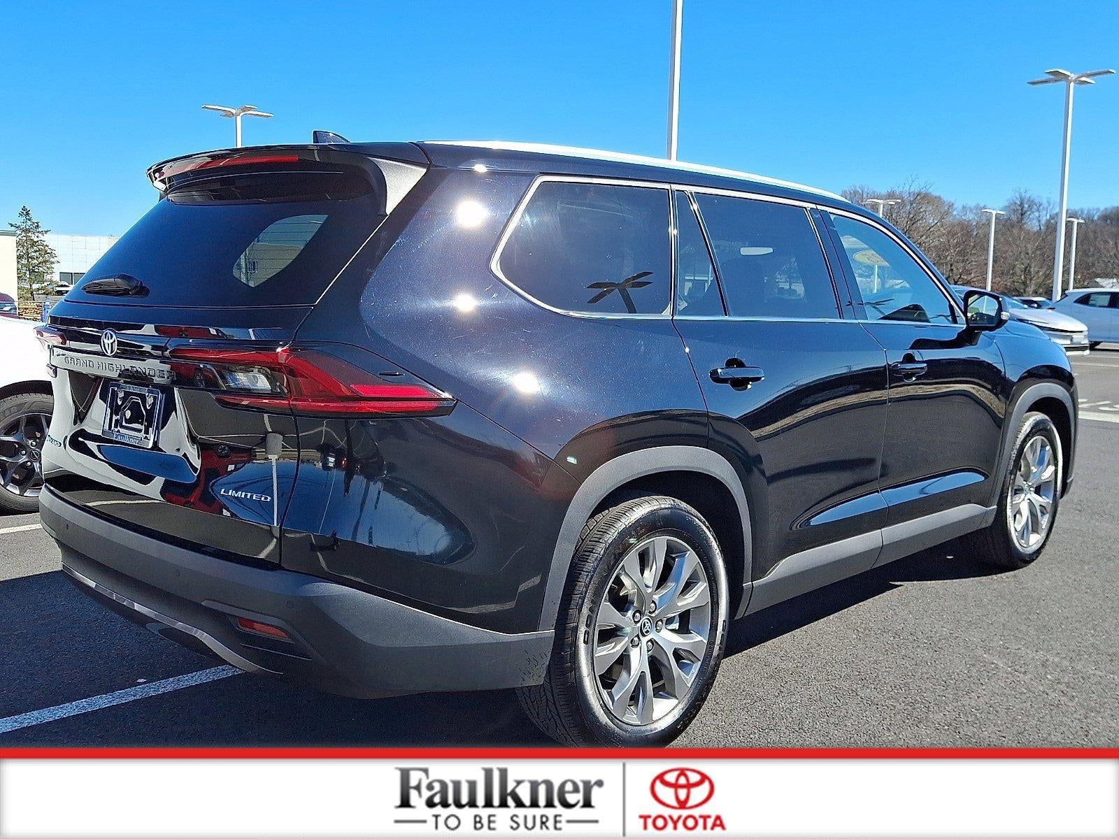 2025 Toyota Grand Highlander Hybrid Limited AWD (Natl)