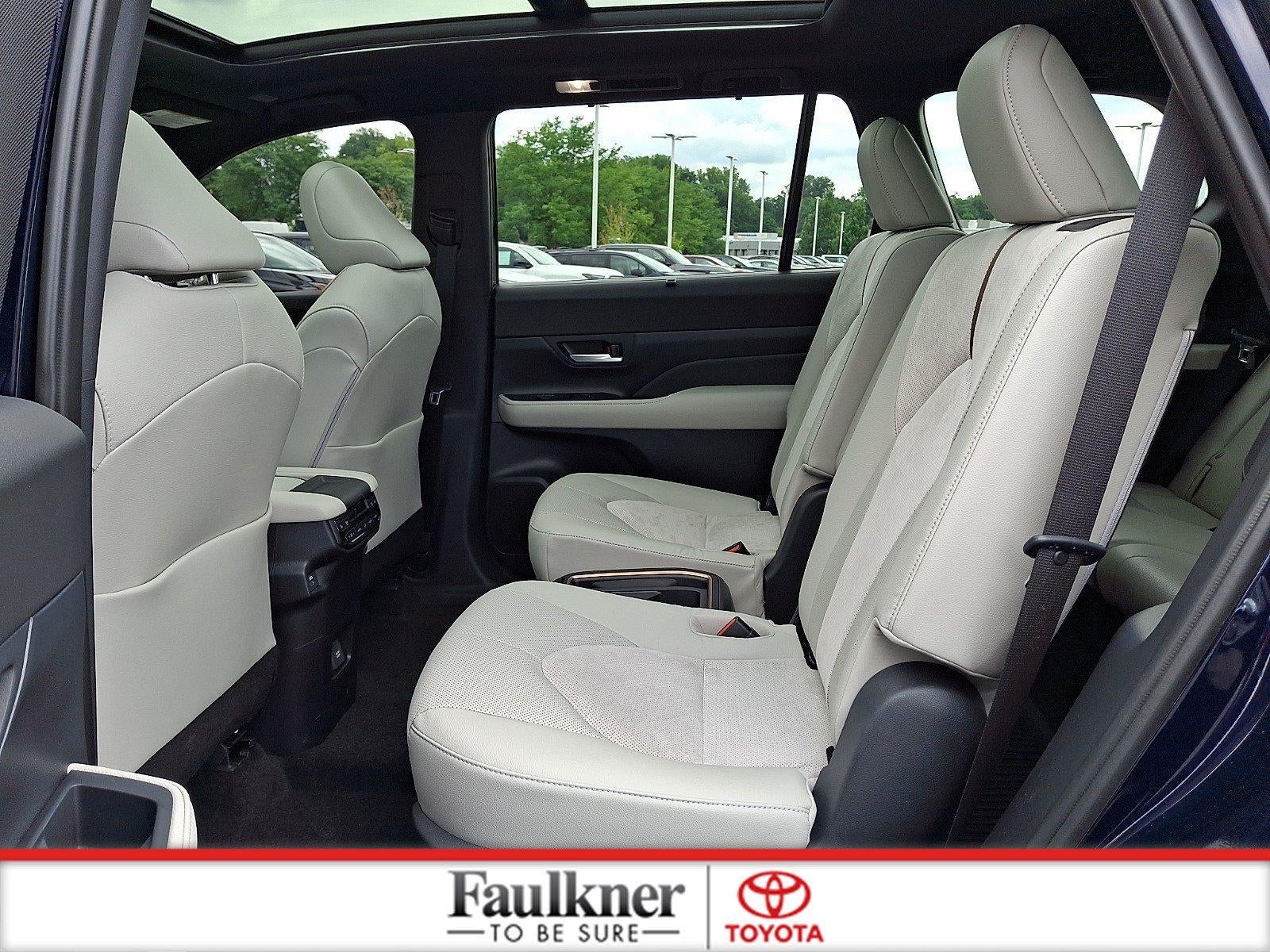 2026 Toyota Grand Highlander Hybrid MAX Platinum AWD (Natl)